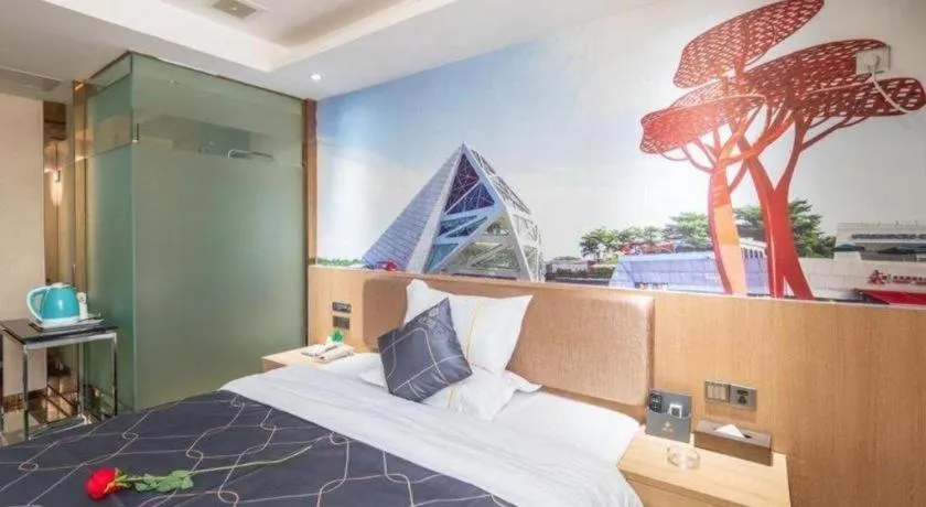 Bed in Chonpines Hotel Shenzhen Gongming Honghuashan Metro Station