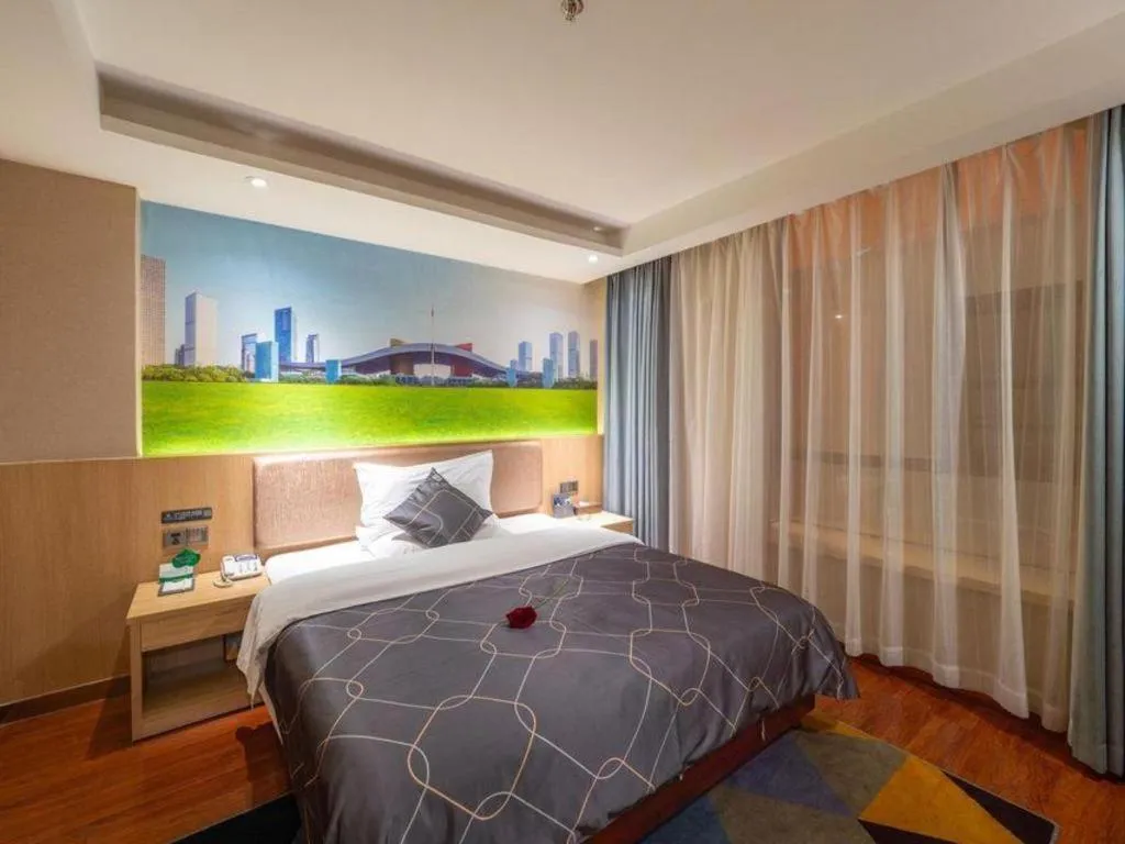 Bed in Chonpines Hotel Shenzhen Gongming Honghuashan Metro Station