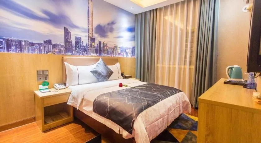 Bed in Chonpines Hotel Shenzhen Gongming Honghuashan Metro Station