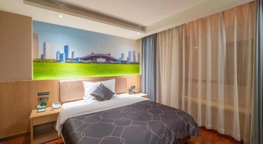 Bed in Chonpines Hotel Shenzhen Gongming Honghuashan Metro Station
