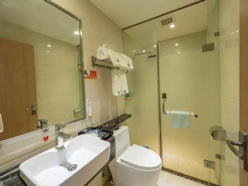 Chonpines Hotel Shenzhen Gongming Honghuashan Metro Station