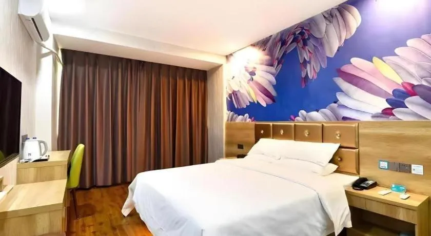 Bed in PAI Hotel·Linfen Hongdong Lily Town