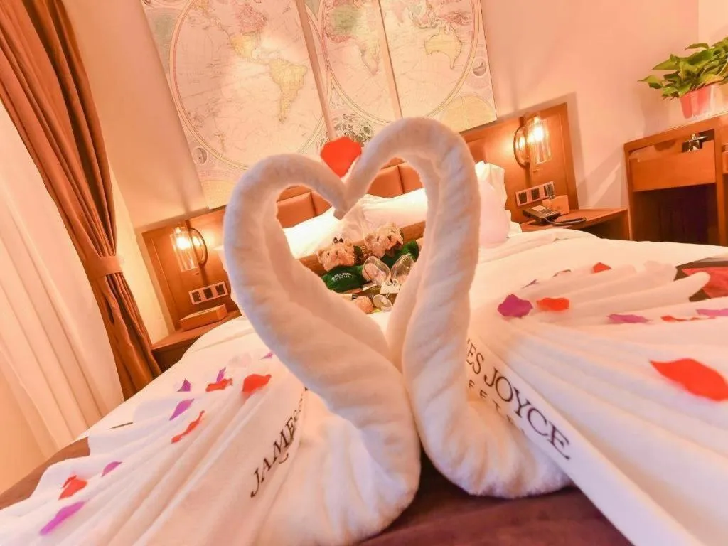 Bed in James Joyce Coffetel·Beijing South Muxiyuan Metro Station