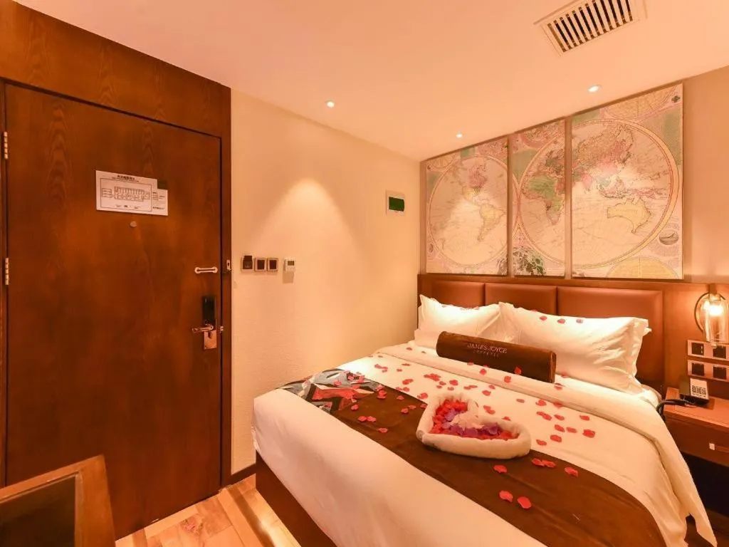 Bed in James Joyce Coffetel·Beijing South Muxiyuan Metro Station