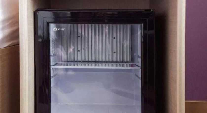 Lavande Hotel·Jining Party School Building