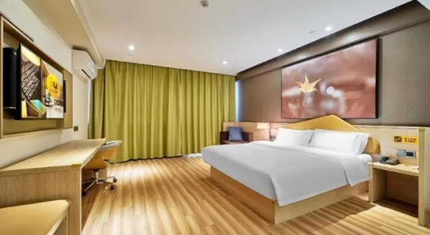 Bed in IU Hotel Baoding Yuhua East Road Passenger Center