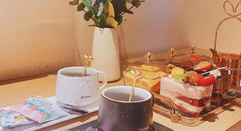 IU Hotel Baoding Yuhua East Road Passenger Center