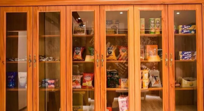 IU Hotel Baoding Yuhua East Road Passenger Center