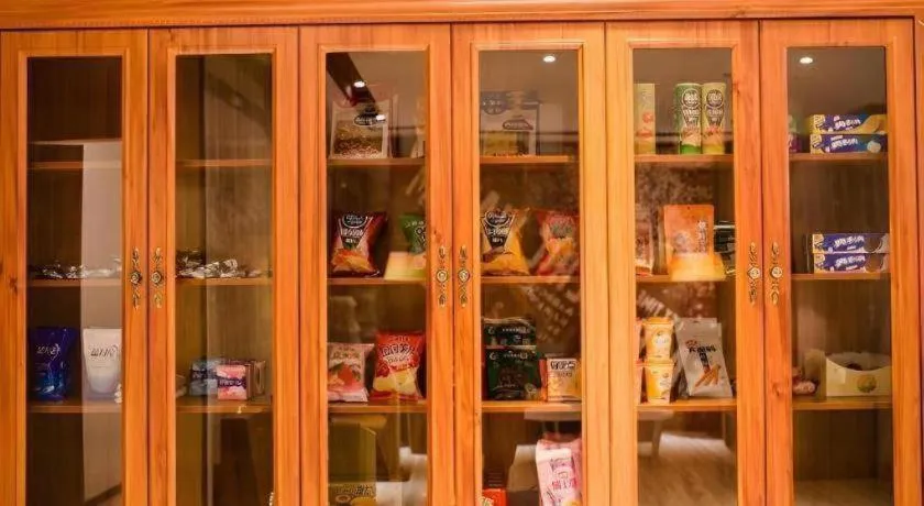 IU Hotel Baoding Yuhua East Road Passenger Center