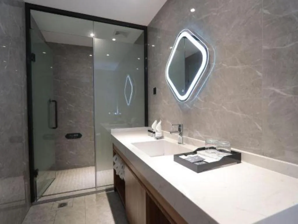 Chonpines Hotel Guangzhou Sunac Cultural and Tourism City Shiling