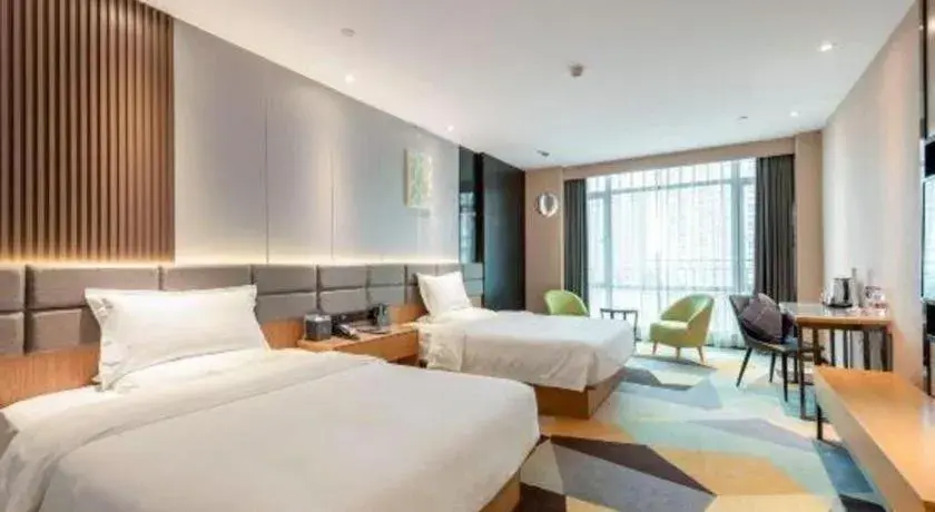 Bed in Chonpines Hotel Guangzhou Sunac Cultural and Tourism City Shiling Bed in Chonpines Hotel Guangzhou Sunac Cultural and Tourism City Shiling