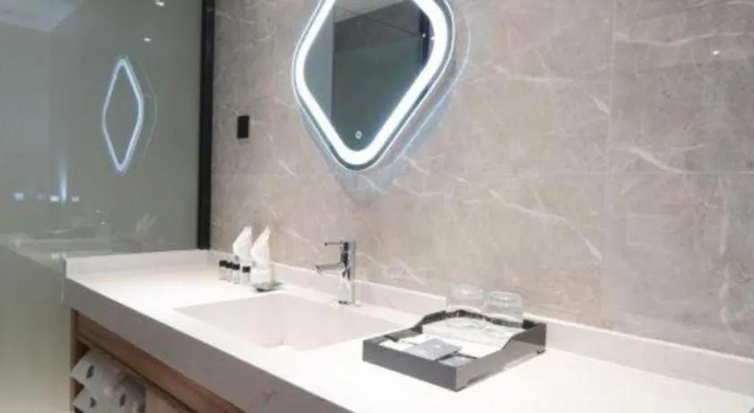 Chonpines Hotel Guangzhou Sunac Cultural and Tourism City Shiling