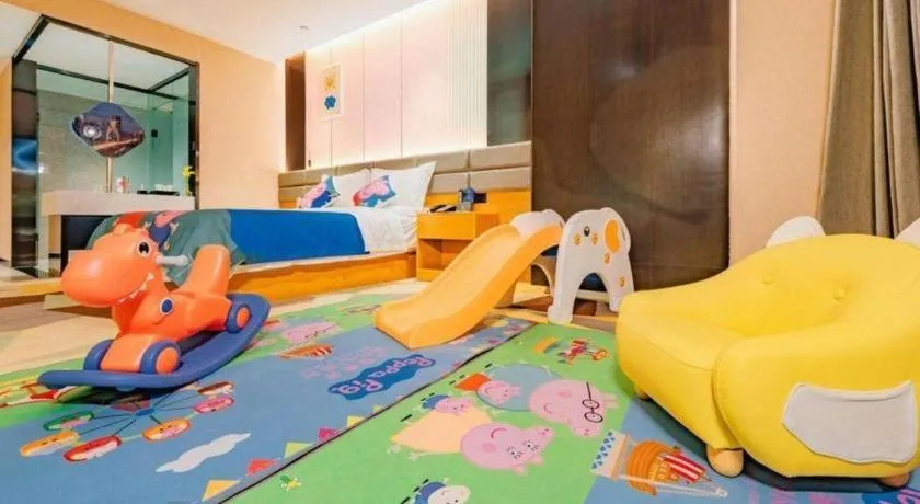 Bed in Chonpines Hotel Guangzhou Sunac Cultural and Tourism City Shiling