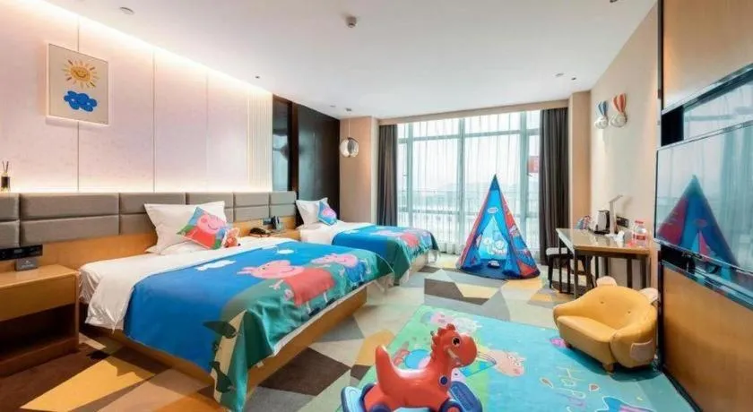 Bed in Chonpines Hotel Guangzhou Sunac Cultural and Tourism City Shiling