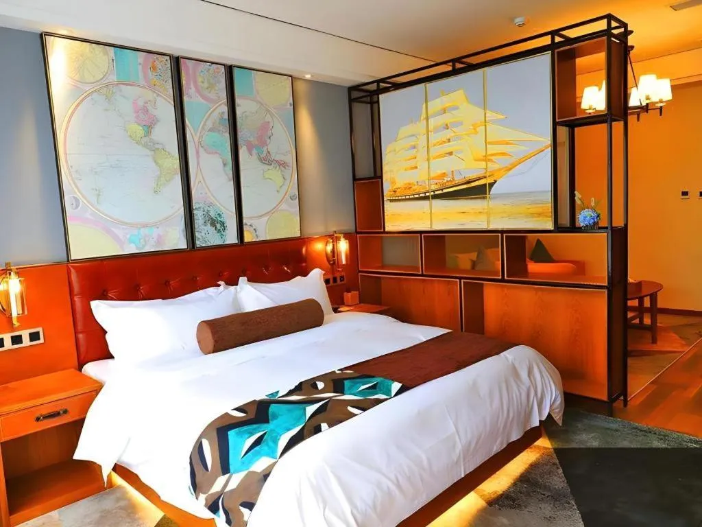 Bed in James Joyce Coffetel Guangyuan High-Speed Railway Station Dongba Municipal Government