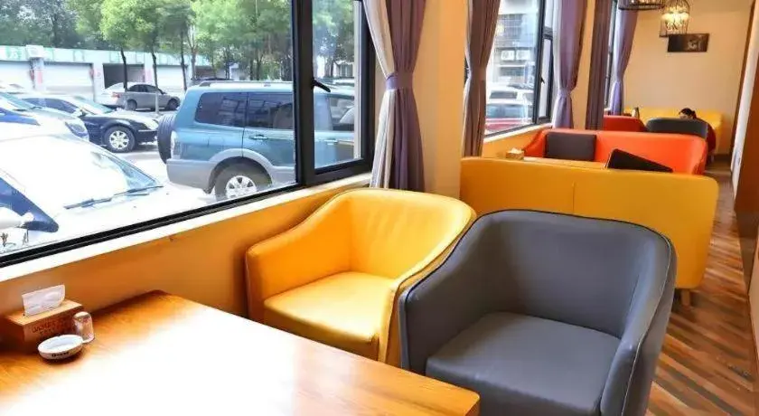 James Joyce Coffetel Guangyuan High-Speed Railway Station Dongba Municipal Government James Joyce Coffetel Guangyuan High-Speed Railway Station Dongba Municipal Government