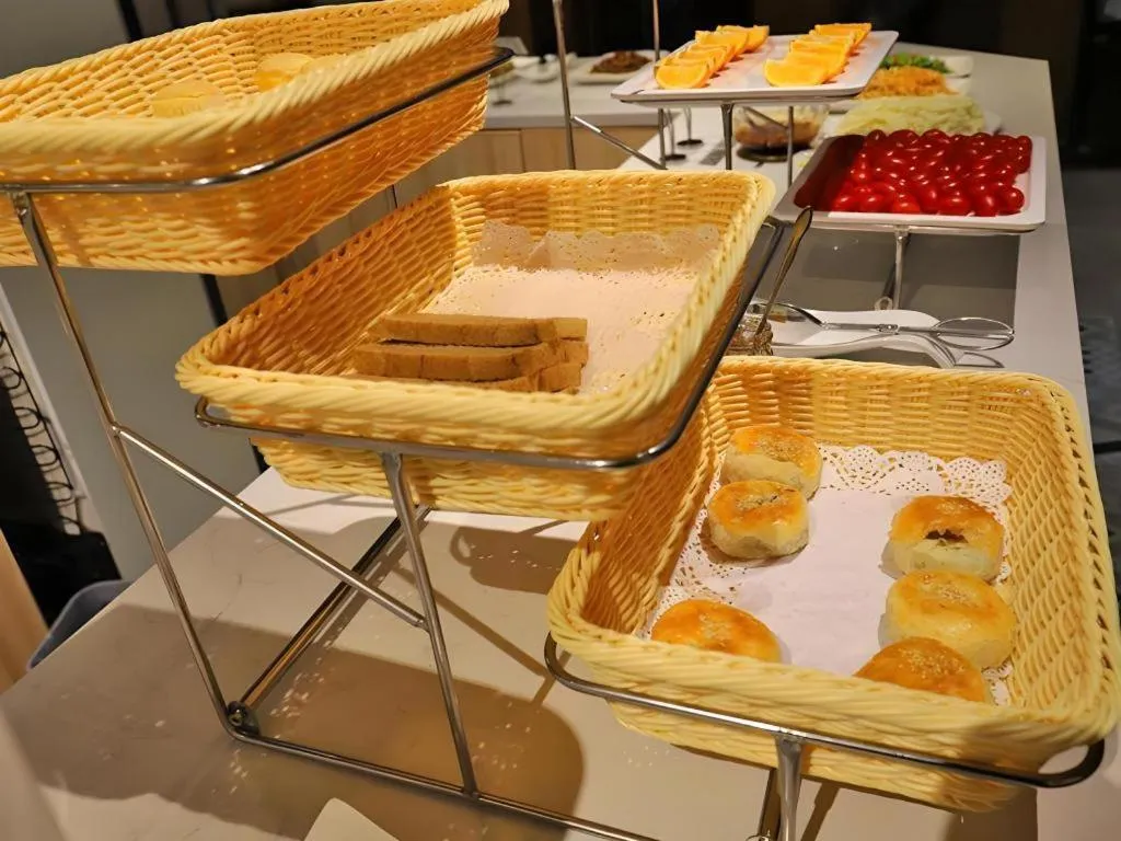 James Joyce Coffetel Guangyuan High-Speed Railway Station Dongba Municipal Government