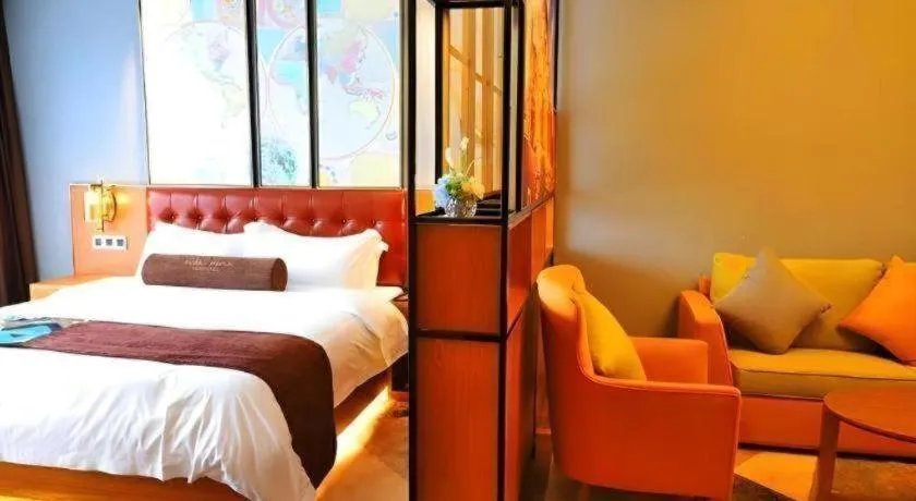 Bed in James Joyce Coffetel Guangyuan High-Speed Railway Station Dongba Municipal Government