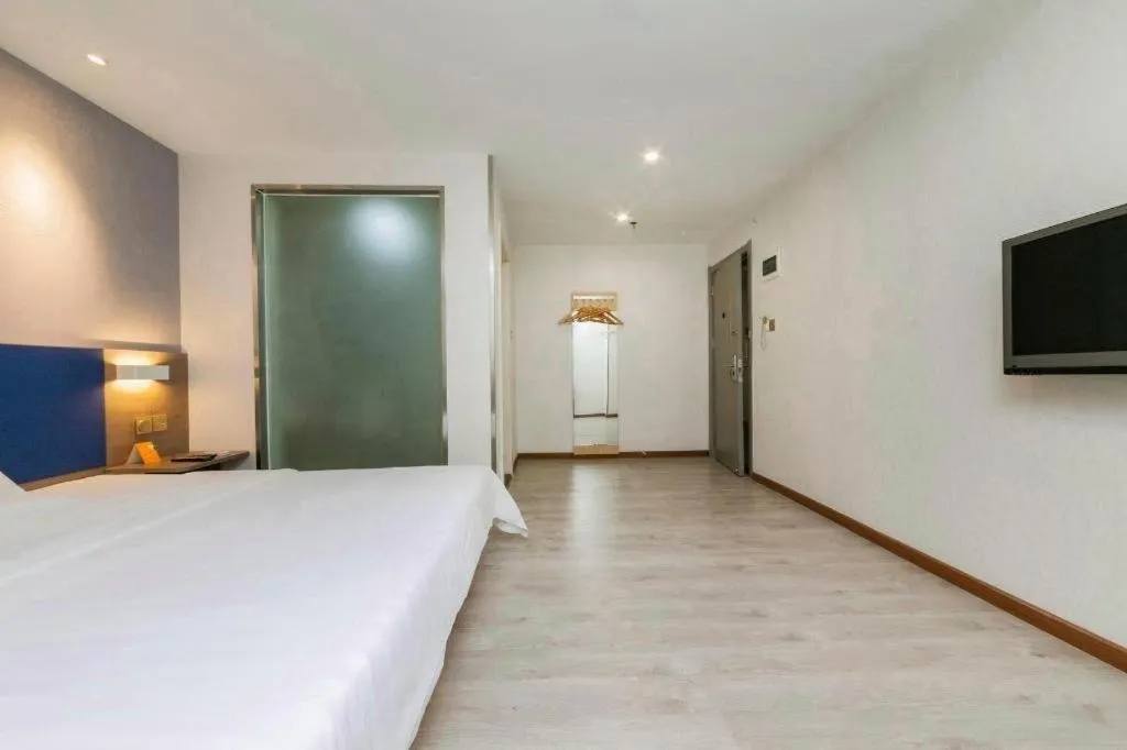 Bed in PAI Hotel·Chengdu Jinsha Museum Metro Station