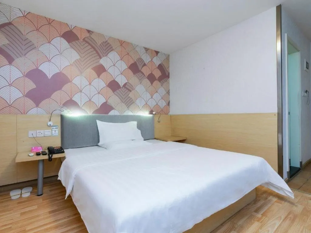 Bed in PAI Hotel·Chengdu Jinsha Museum Metro Station