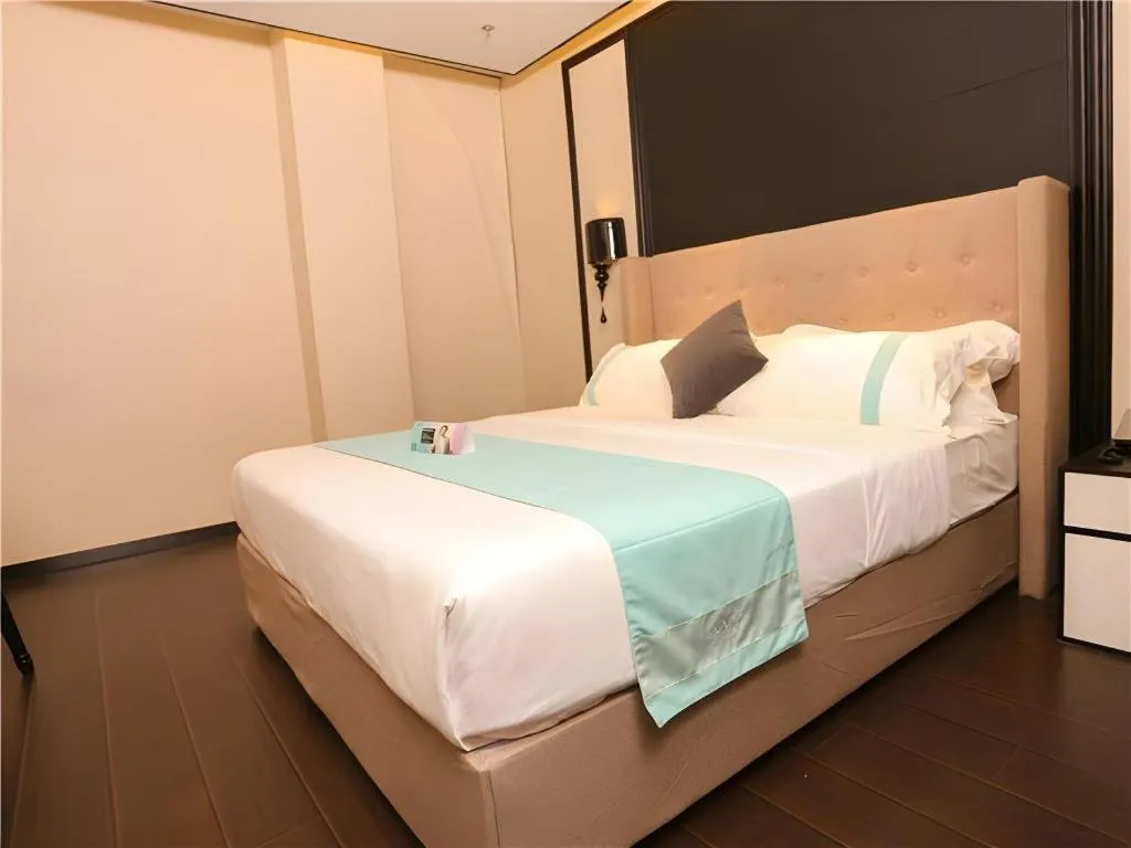 Bed in Xana Hotelle·Ji'nan Hi-tech Zone Century Avenue Tangye