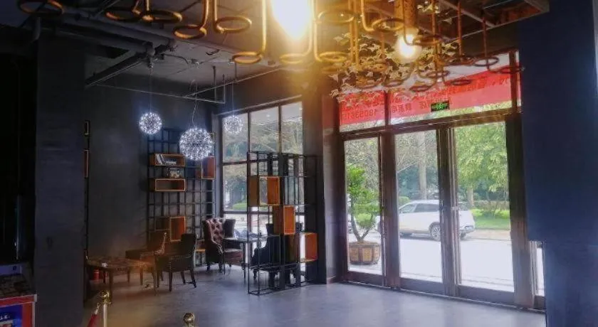 James Joyce Coffetel·Nannign Shanglin Tongle Road