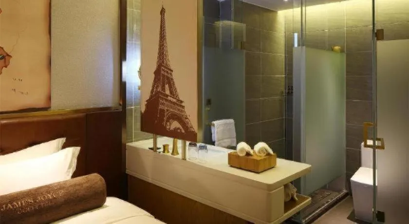 Bed in James Joyce Coffetel·Nannign Shanglin Tongle Road