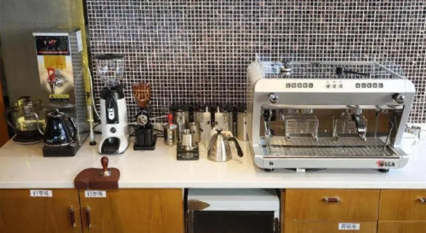 James Joyce Coffetel·Nannign Shanglin Tongle Road