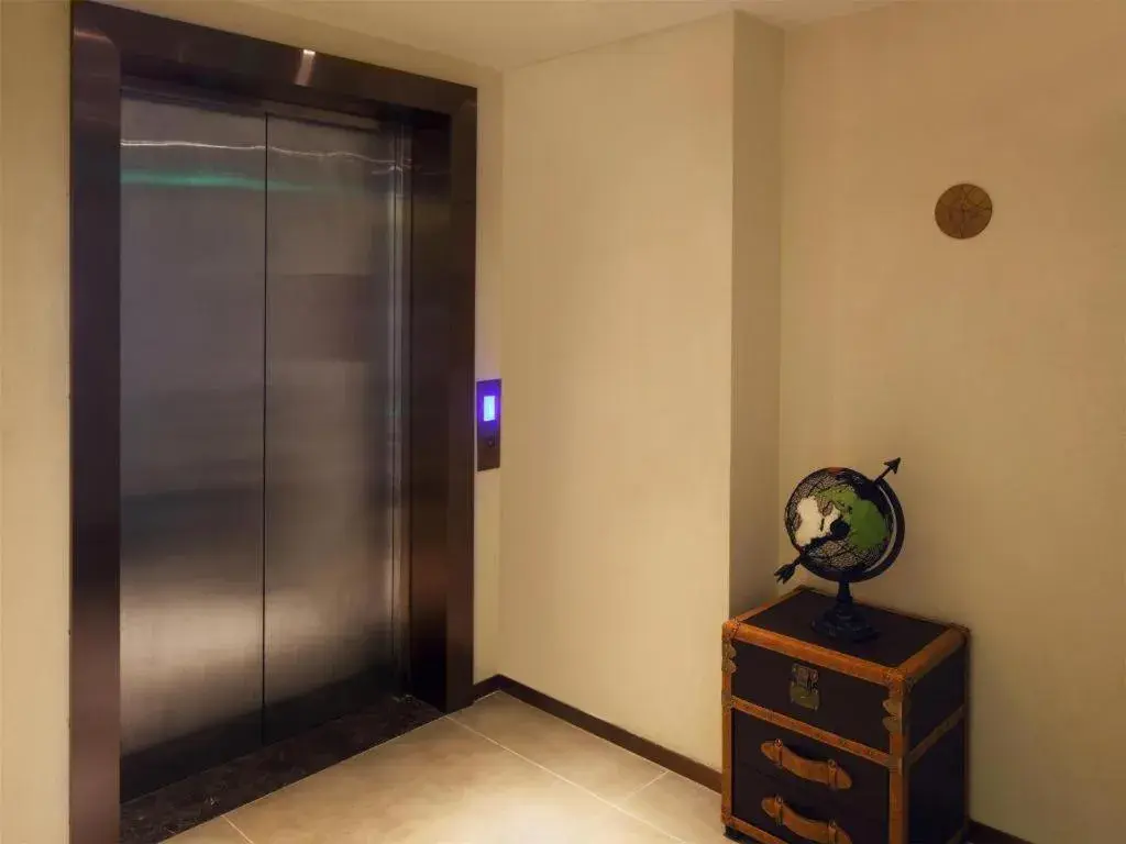 James Joyce Coffetel·Nannign Shanglin Tongle Road James Joyce Coffetel·Nannign Shanglin Tongle Road