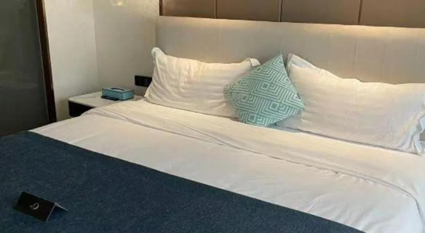 Bed in Xana Deluxe Beijing Guang'anmen Metro Station