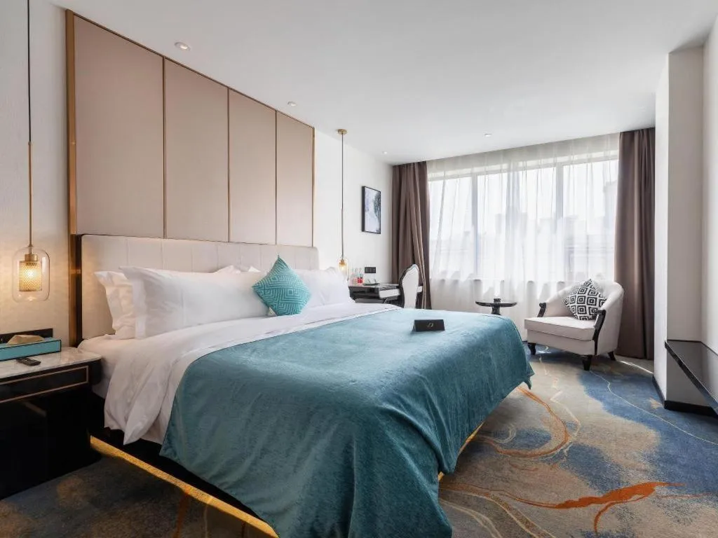 Bed in Xana Deluxe Beijing Guang'anmen Metro Station