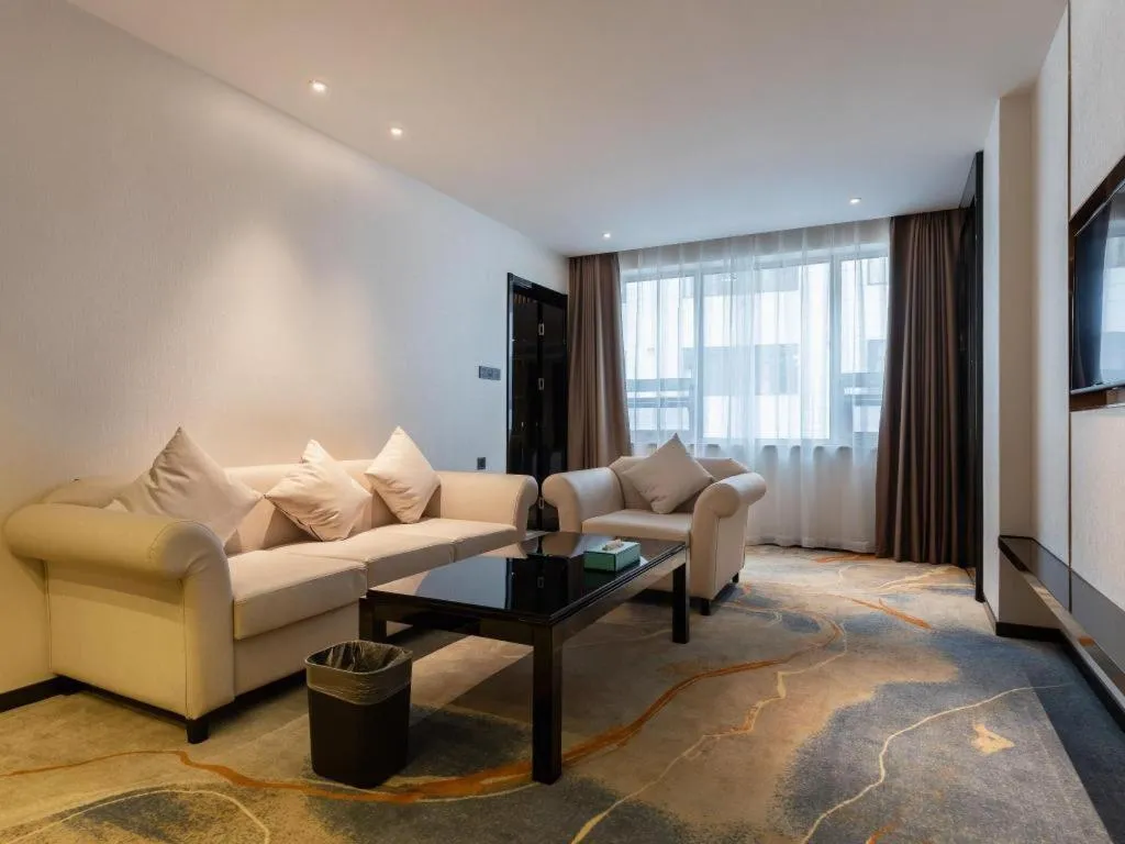 Xana Deluxe Beijing Guang'anmen Metro Station