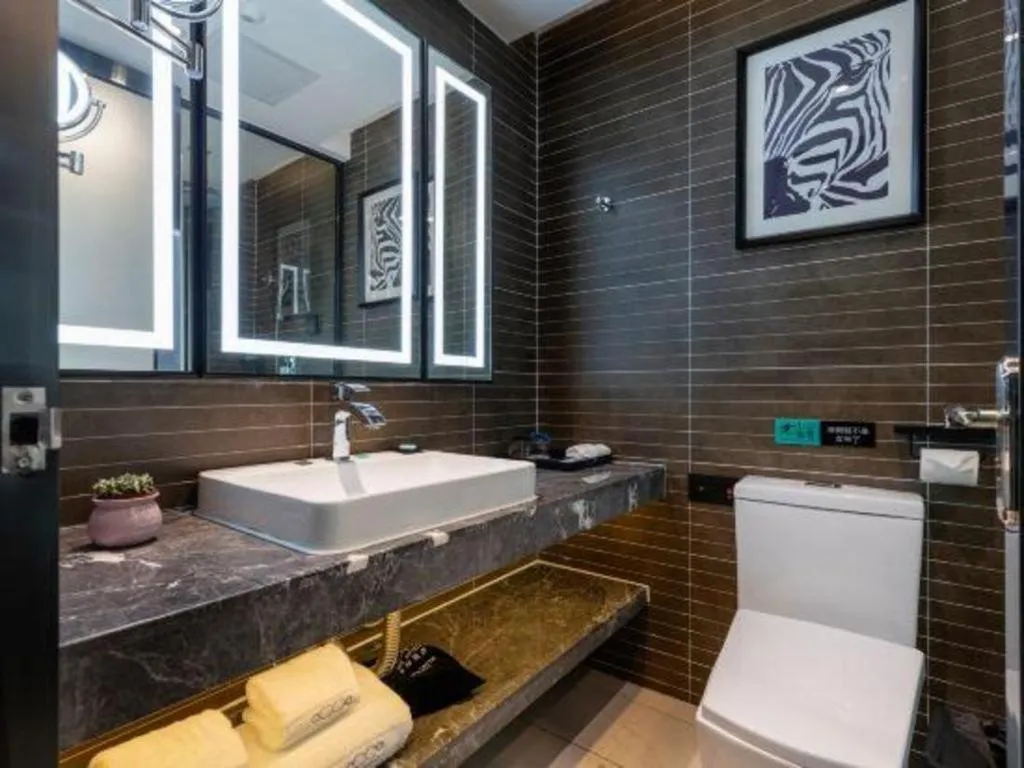 Xana Hotelle·Guangzhou Shangxiajiu Yongqingfang Changshou Road Metro Station