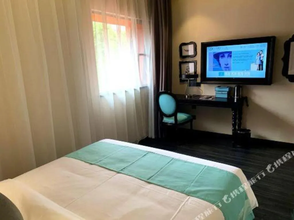 Bed in Xana Hotelle·Guangzhou Shangxiajiu Yongqingfang Changshou Road Metro Station