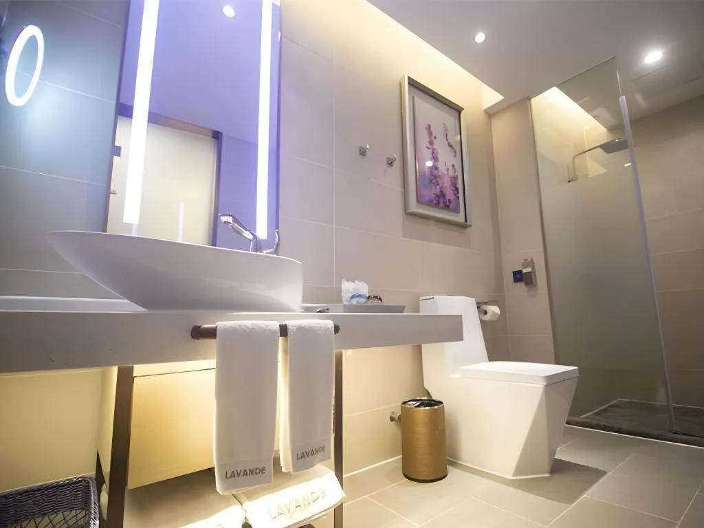Lavande Hotel·Heyuan Bavaria