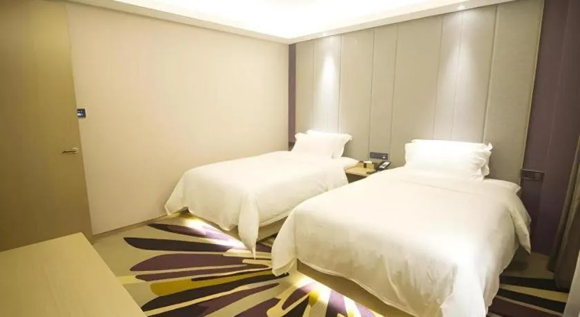 Bed in Lavande Hotel·Heyuan Bavaria