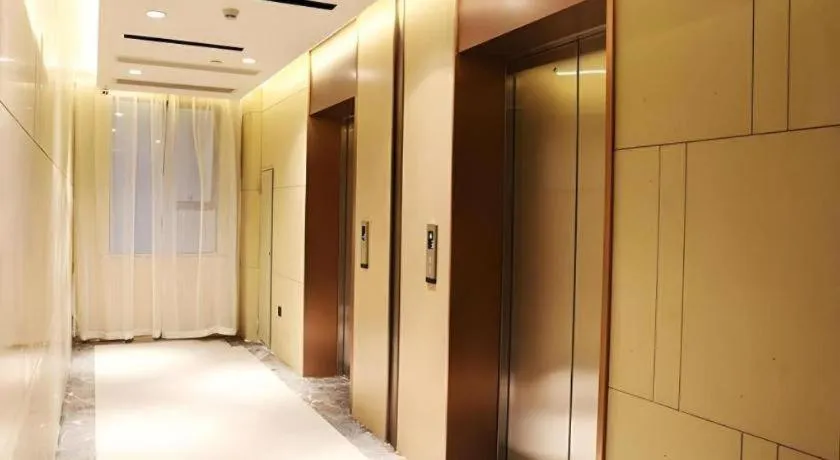 Lavande Hotel·Heyuan Bavaria