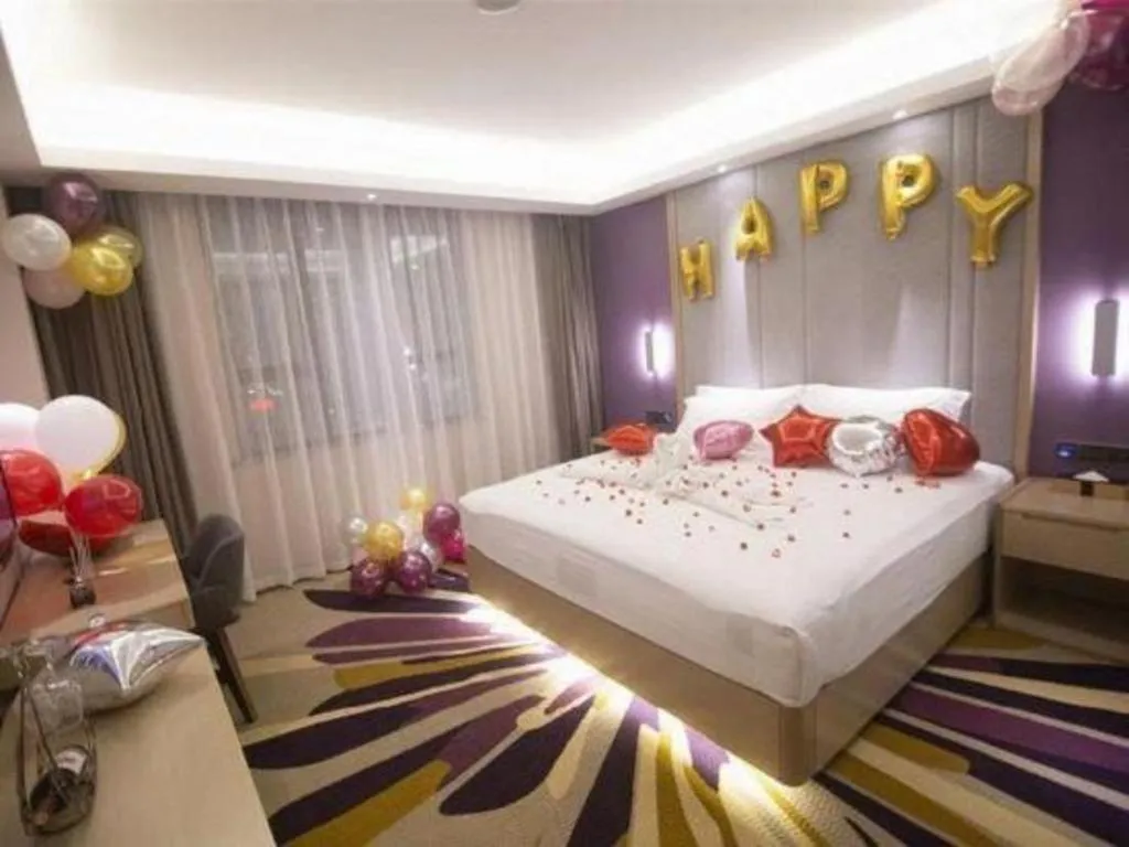 Bed in Lavande Hotel·Heyuan Bavaria