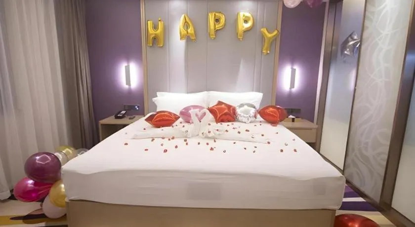 Bed in Lavande Hotel·Heyuan Bavaria