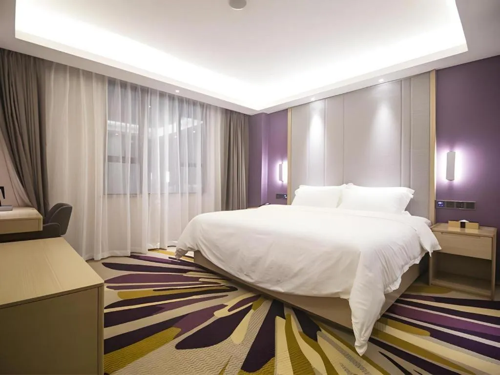 Bed in Lavande Hotel·Heyuan Bavaria