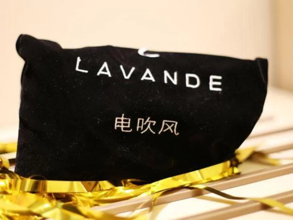 Lavande Hotel·Heyuan Bavaria