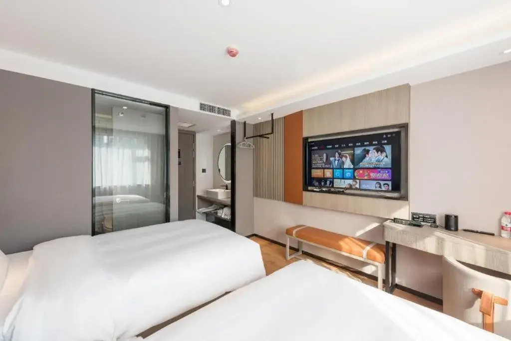 Bed in Zmax Hotel Beijing Wangjing Jiuxianqiao Xingji Bear Bed in Zmax Hotel Beijing Wangjing Jiuxianqiao Xingji Bear