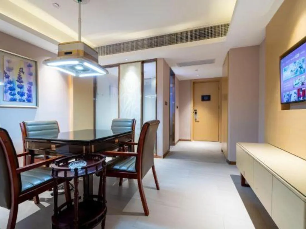 Lavande Hotel·Huizhou Zhongkai