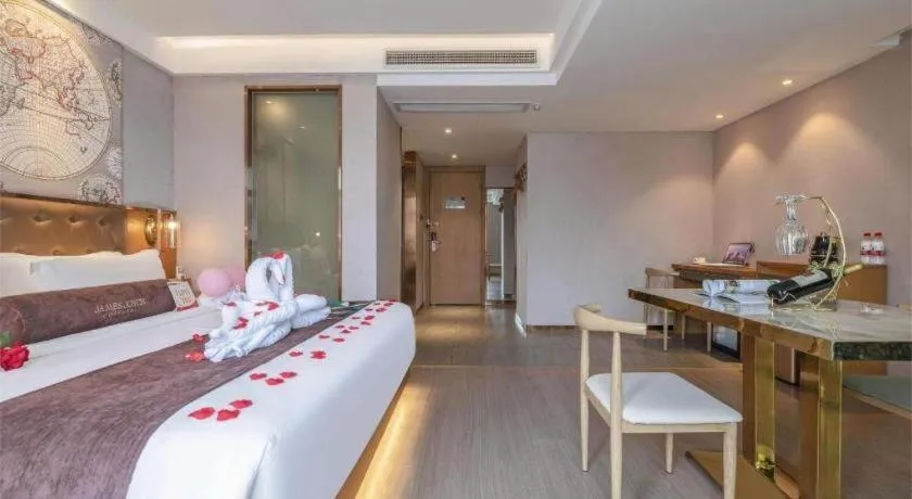 Bed in James Joyce Coffetel Hefei University of Technology