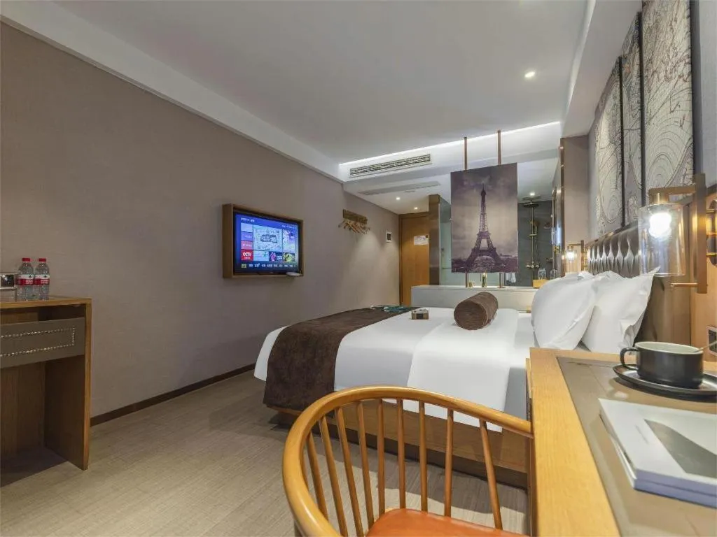 Bed in James Joyce Coffetel Hefei University of Technology