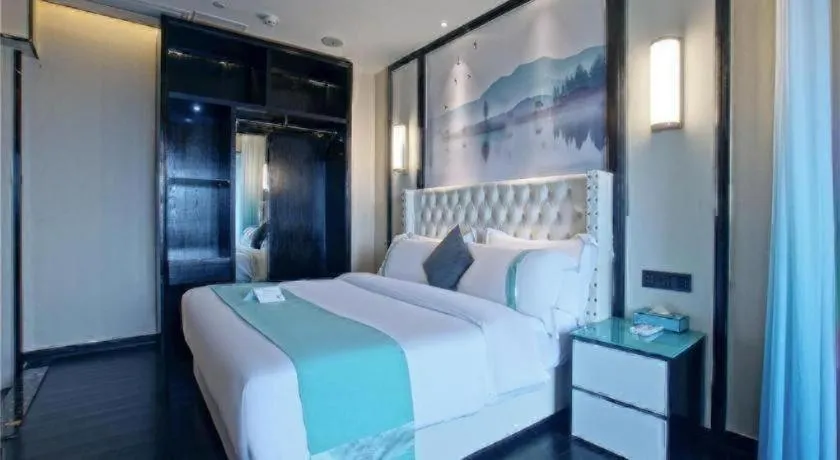 Bed in Xana Hotelle·Suzhou Shilu Shantang Street Scenic Spot