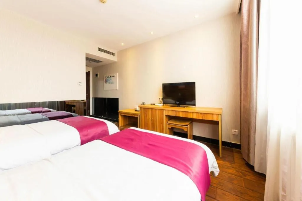 Bed in PAI Hotel Huayin Huashan Mountain Scenic Spot Ancient Street