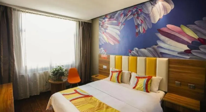 Bed in PAI Hotel Huayin Huashan Mountain Scenic Spot Ancient Street
