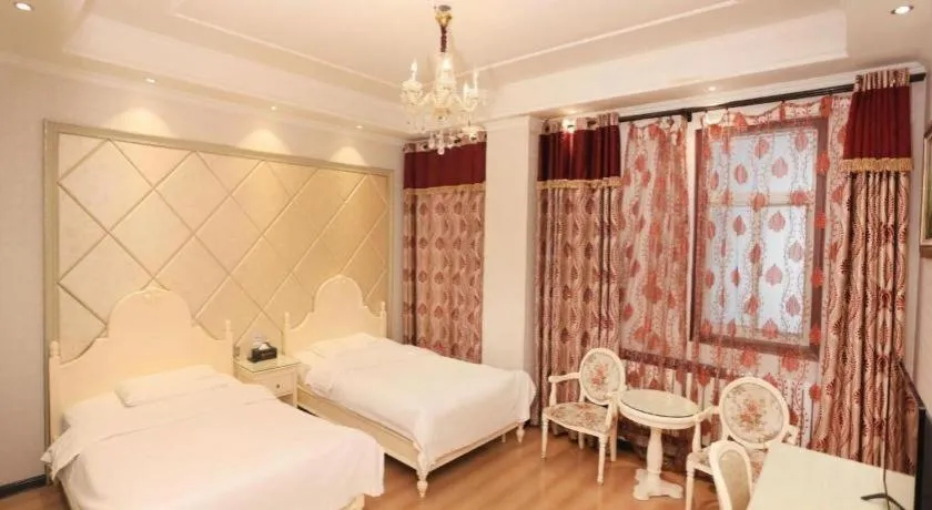 Bed in PAI Hotel Huayin Huashan Mountain Scenic Spot Ancient Street