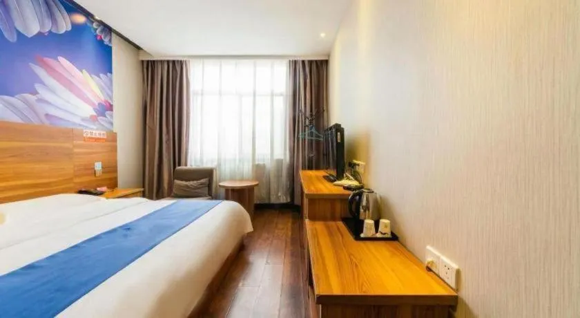 Bed in PAI Hotel Huayin Huashan Mountain Scenic Spot Ancient Street